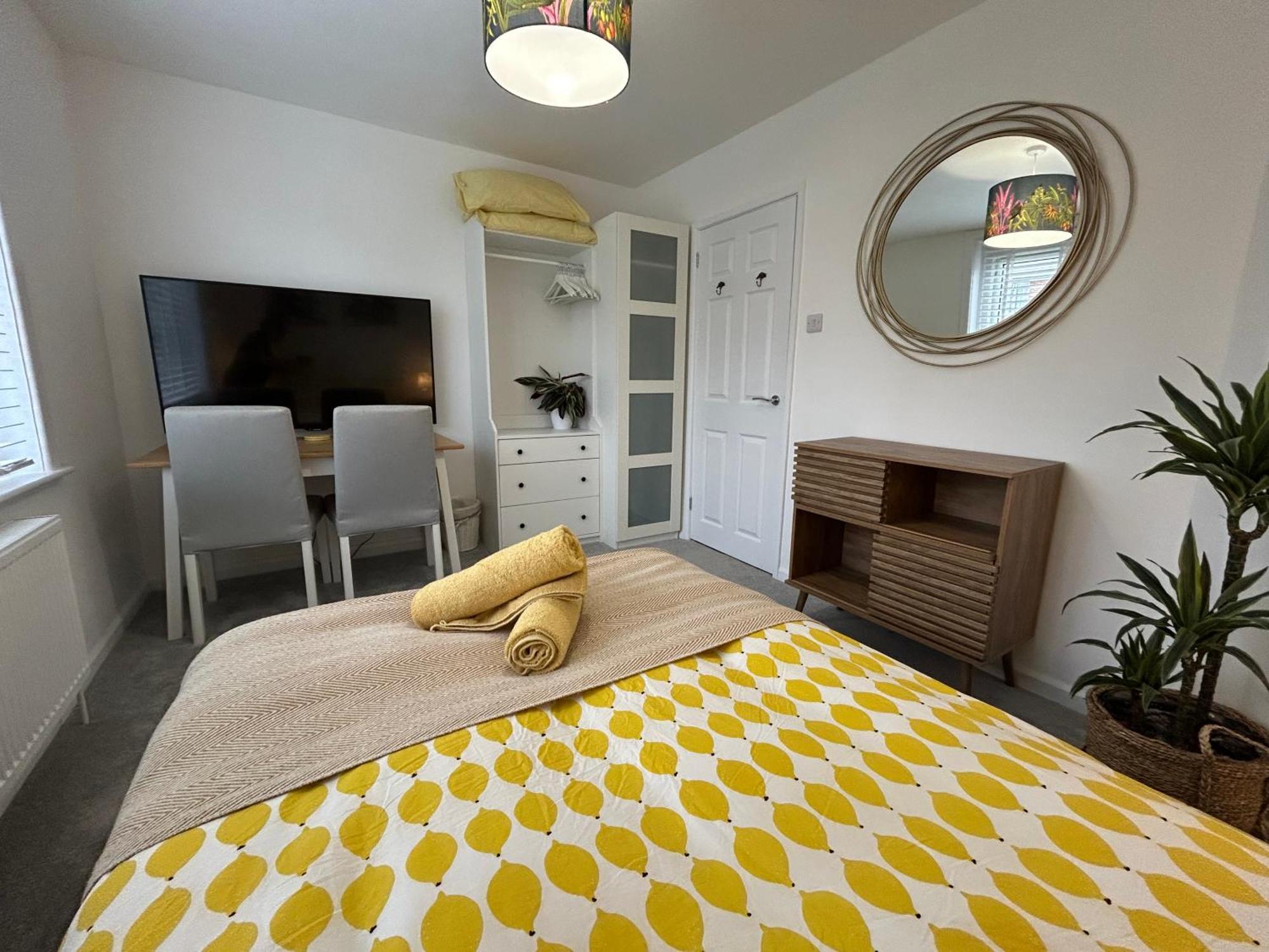 Urban Escape Entire Apartment Near Uni And Hospital Southampton Eksteriør bilde